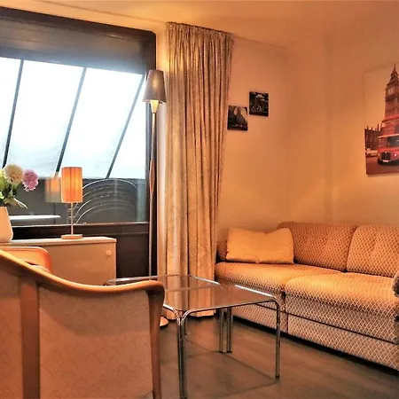 Inviting In Near The Area